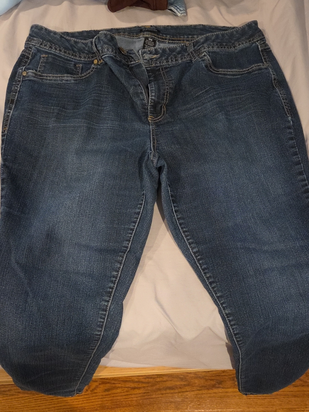D Jeans Classic Women's Mid-Blue Denim Jeans